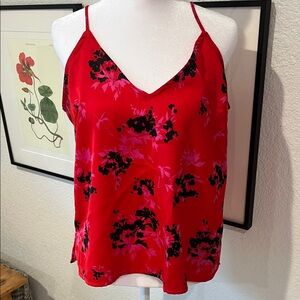A New Day Red Floral V-Neck Camisole Tank Top - Size Small